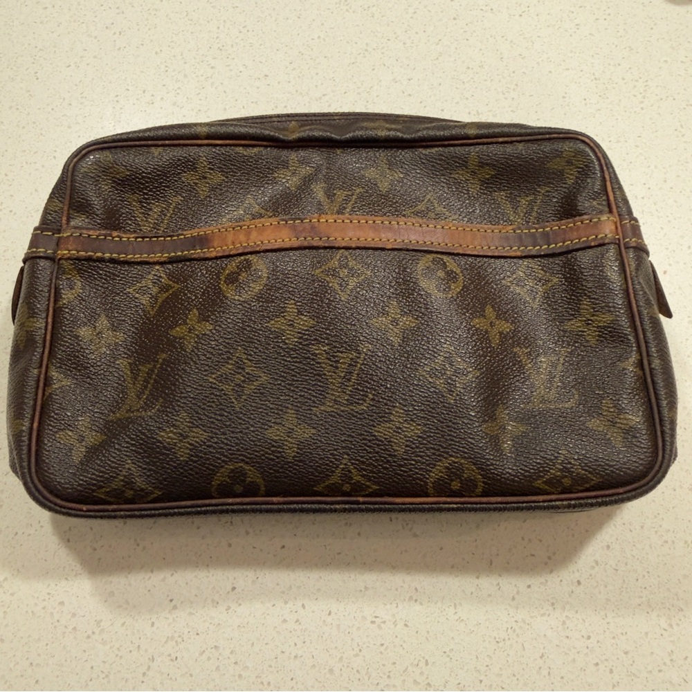Authentic Louis Vuitton Compiegne 23 Clutch Toiletry Pouch